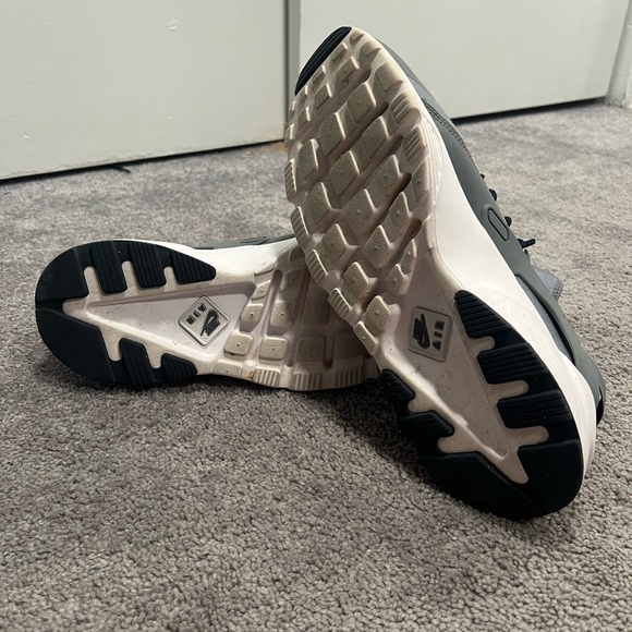 Men’s Nike Air Huarache Shoes - Grey/Navy - Size 12 - Hardly Worn, Like New - Picture 3 of 4